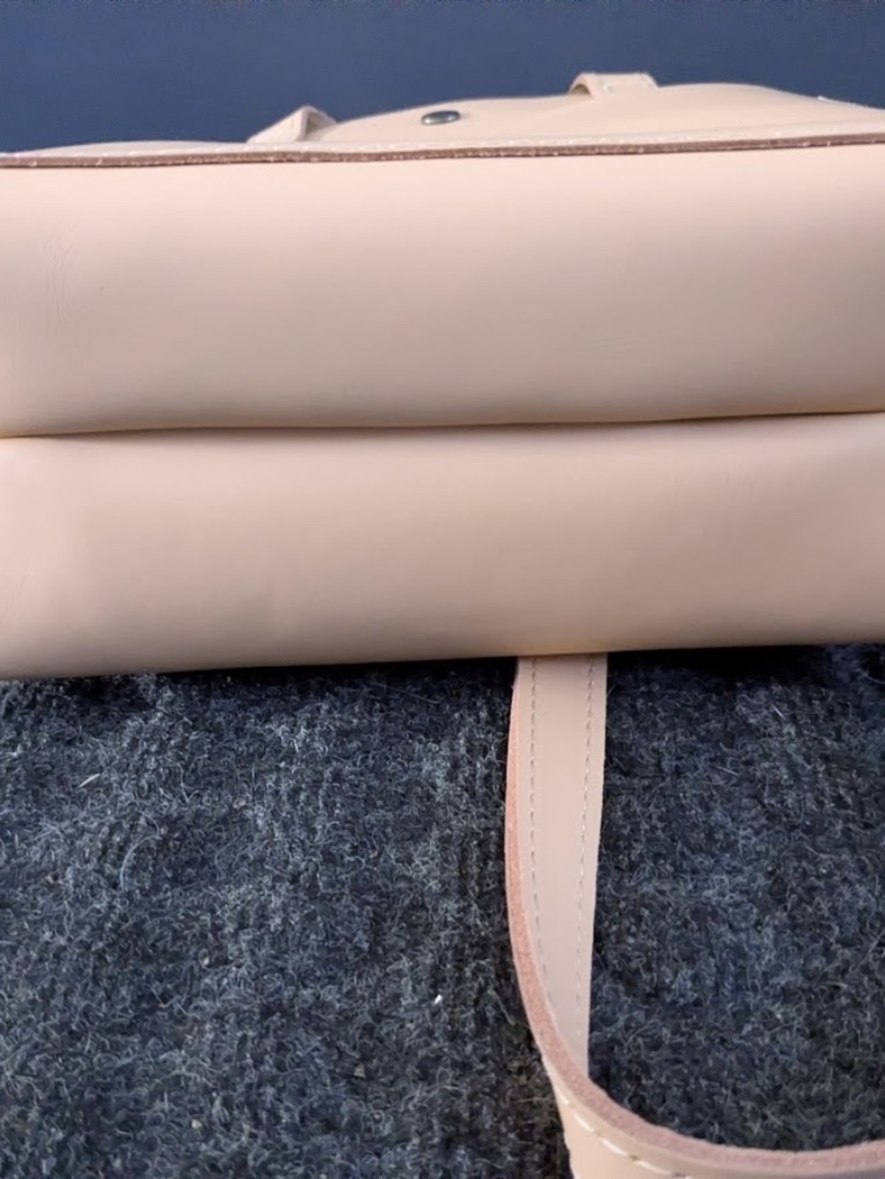 Womens Cream Crossbody Tote Bag - Minimal Leather Shoulder Bag - Picture 6 of 6